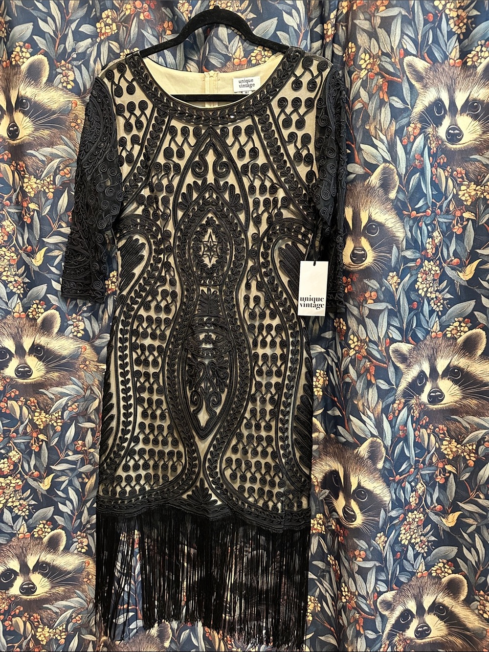 Unique Vintage Black and Cream Beaded Flapper Fringe Dress Size Medium 6-8 - Picture 1 of 4